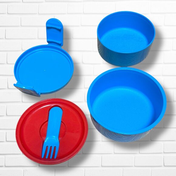 Marvel Captain America Two Tiered Stacking Round Lunch Box - Picture 4 of 4